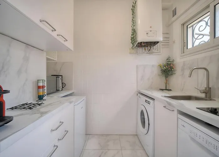 Lumineux Terrasse, Clemenceau-cannes Centre A0b192 דירה *