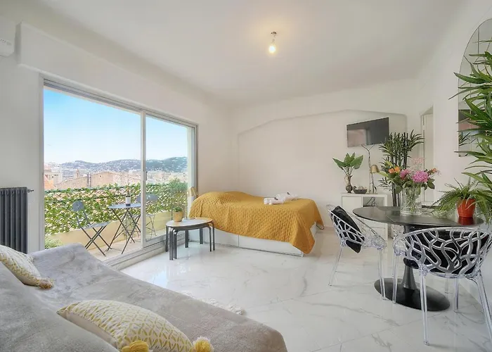 Apartment Lumineux Terrasse, Clemenceau-cannes Centre A0b192 *